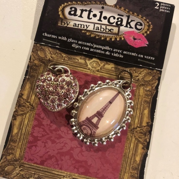 NWT Art-I-Cake Charms Eiffel Tower and Heart - Picture 2 of 5